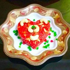 A picture of Strawberry Apple Halwa.