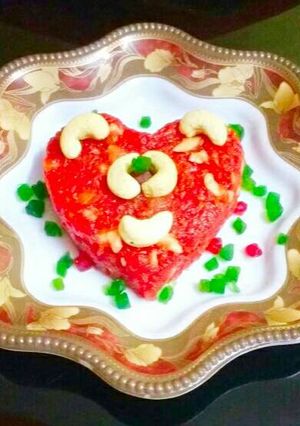A picture of Strawberry Apple Halwa.