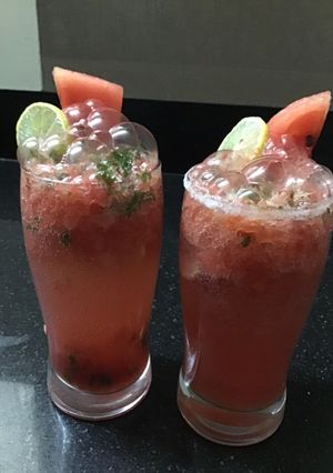 A picture of Watermelon mojito.
