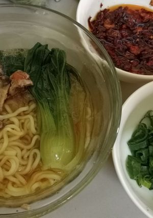 Foto resep Taiwan beef noodle ( 牛肉麵 )/ mie sapi