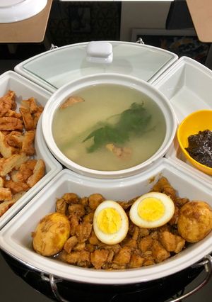 Foto resep Bakmoy ayam + gorengan udang