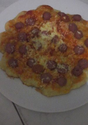 Foto resep Pizza Sosis Keju #PekanInspirasi #BikinRamadhanberkesan