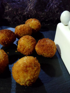 Una foto de Bolitas de patata y carne