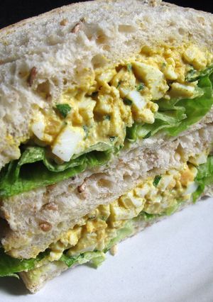A picture of Curry Flavoured Egg Salad.