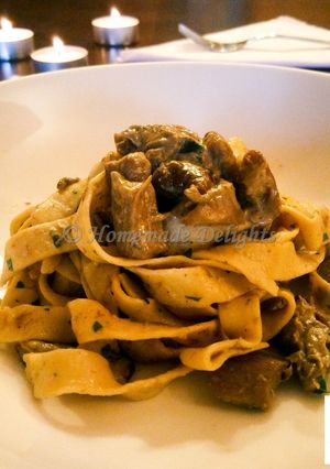 Foto di Tagliatelle fresche ai funghi porcini