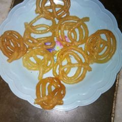 A picture of Kesar jalebi.