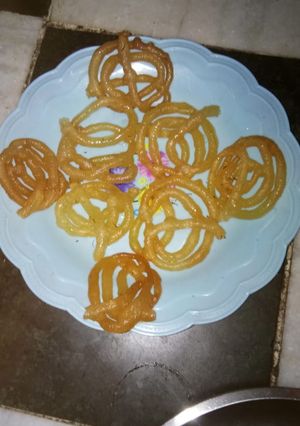 A picture of Kesar jalebi.