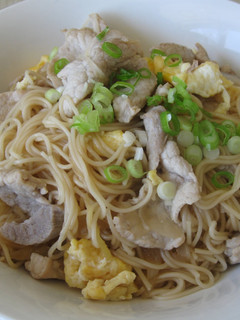 A picture of 'Somen' & Pork Stir-Fry.
