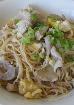 A picture of 'Somen' & Pork Stir-Fry.