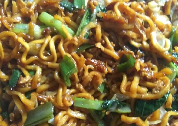 Bagaimana Menyiapkan Mie goreng telur ala koki rumahan Anti Gagal