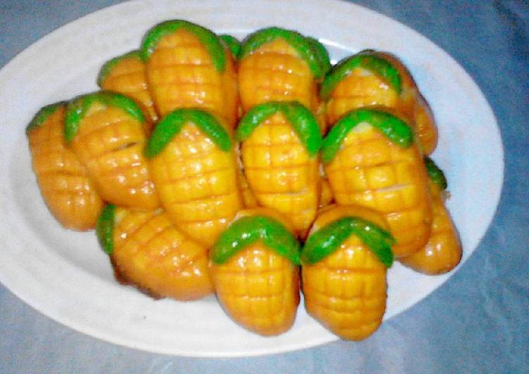 Nastar bentuk jagung