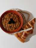 Hmiss accompagné de pain pide 🌶 🫓