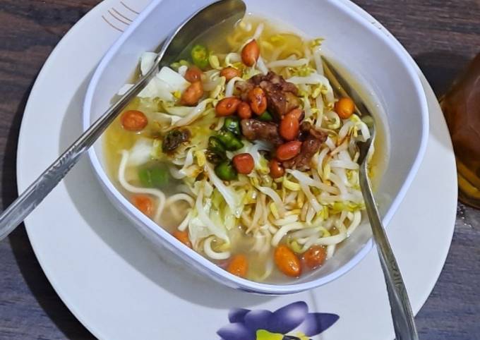 Anti Ribet, Memasak Mie Kocok Semarang ala Dapur Rumah Simpel
