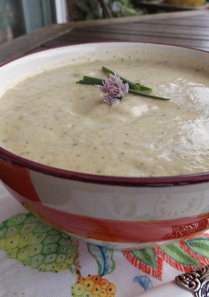 Una foto de Crema fría de calabacines con queso Philadelphia
