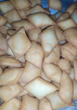 સક્કરપારા(SAKARPARA RECIPE IN GUJARATI) રેસીપી મુખ્ય ફોટો