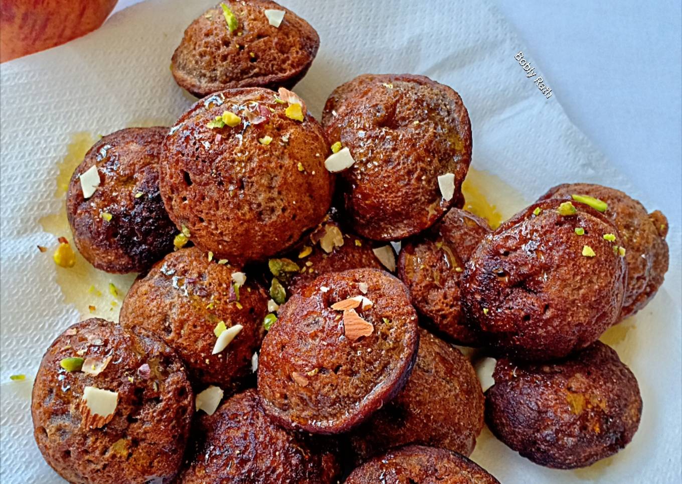 Apple Ragi uniappam