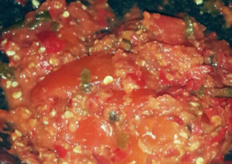Rahasia Memasak Sambel Tomat Mentah yang Lezat