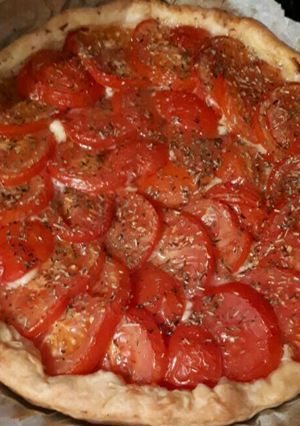 Une photo de Tarte tomates moutarde