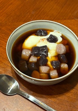 A picture of Easy Homemade Taro Balls!.