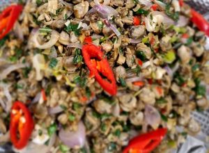 Hình của món Hến Xào Xúc Bánh Đa.