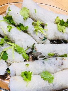 Hình của món Bánh cuốn làm tại Tokyo.
