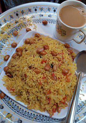 A picture of Onion poha.