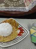 Mie Sarang Burung dgn Lauk Telur Orak-arik/Ayam Cincang