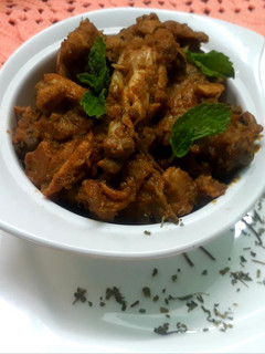 A picture of Minty chicken.