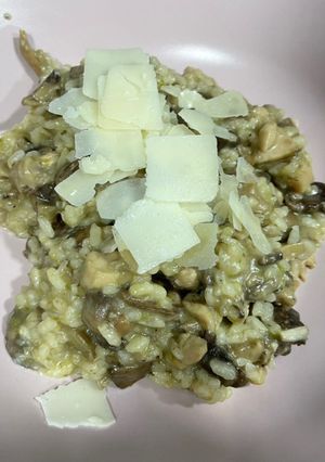 Una foto de Arroz con champiñones/setas y pollo - Thermomix