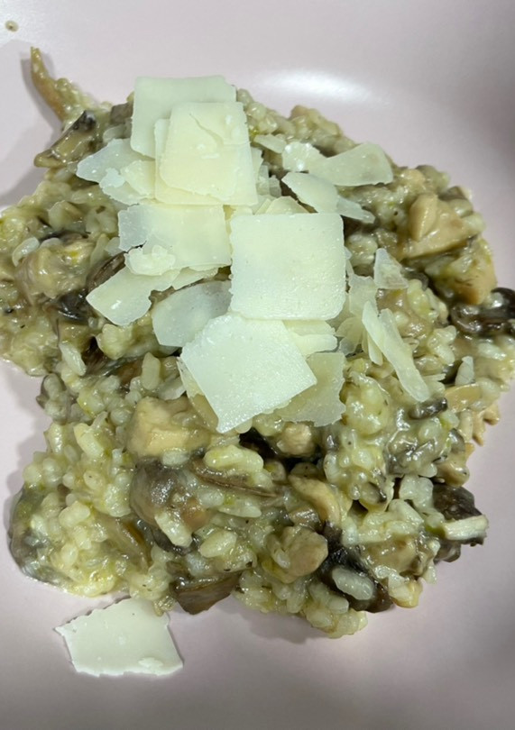 Una foto de Arroz con champiñones/setas y pollo - Thermomix