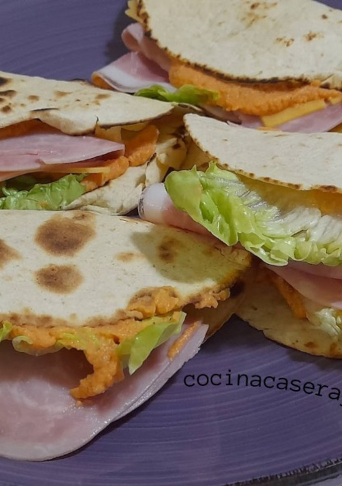 Una foto de Tacos con paté de merluza