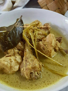 Foto resep Opor ayam kampung. Rempah wangi dan no msg
