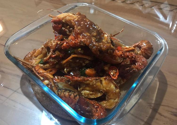 Baby Lobster Asam Manis