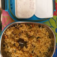A picture of Methi Rice And Raita.