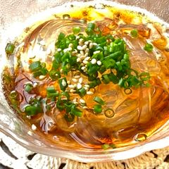 Tokoroten 心太 Japanese Agar Jelly Noodle A picture of Tokoroten 心太 Japanese Agar Jelly Noodle.