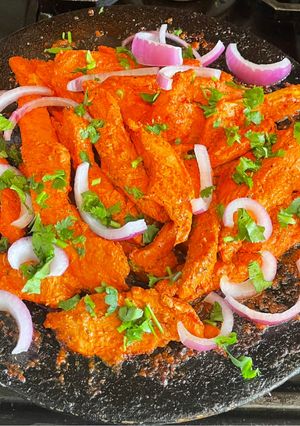 A picture of Pakistani Street Style Tawa Chicken:.