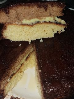 Una foto de Panetela doble tentación (bizcocho de vainilla y chocolate)