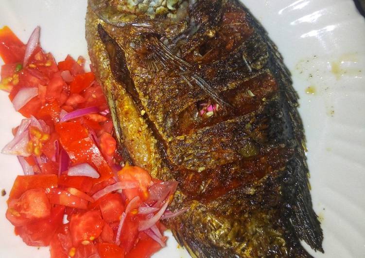 Fried Nile perch with kachumbari #themechallenge