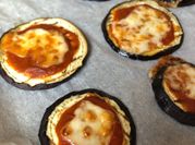 A picture of baingan pizza