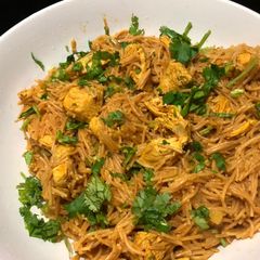 A picture of Chicken vermicelli biriyani.