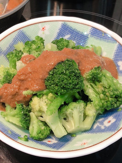 兩分鐘 麻醬青花椰菜 的食譜成品照片