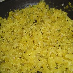 A picture of Raw Papaya thoran.