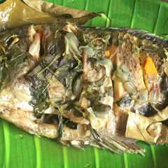 A picture of Pepes ikan gurame daun kemangi.
