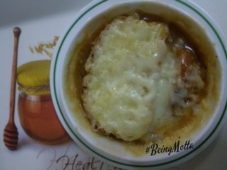 Vegetarian french onion soup