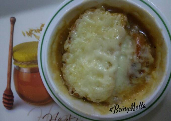 Vegetarian french onion soup