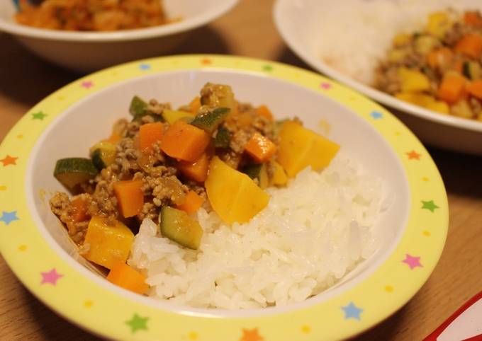 How to Make Super Quick Homemade Kids-friendly Rice and Dry Curry