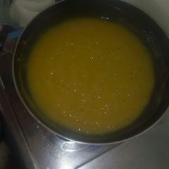 A picture of Mango sauce.