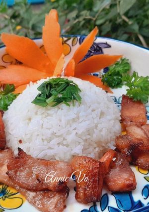 Hình của món Cơm thịt nướng.