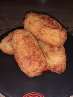 Una foto de Croquetas de atún y queso