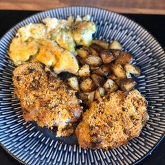 Crispy, Stilton pork chops A picture of Crispy, Stilton pork chops.